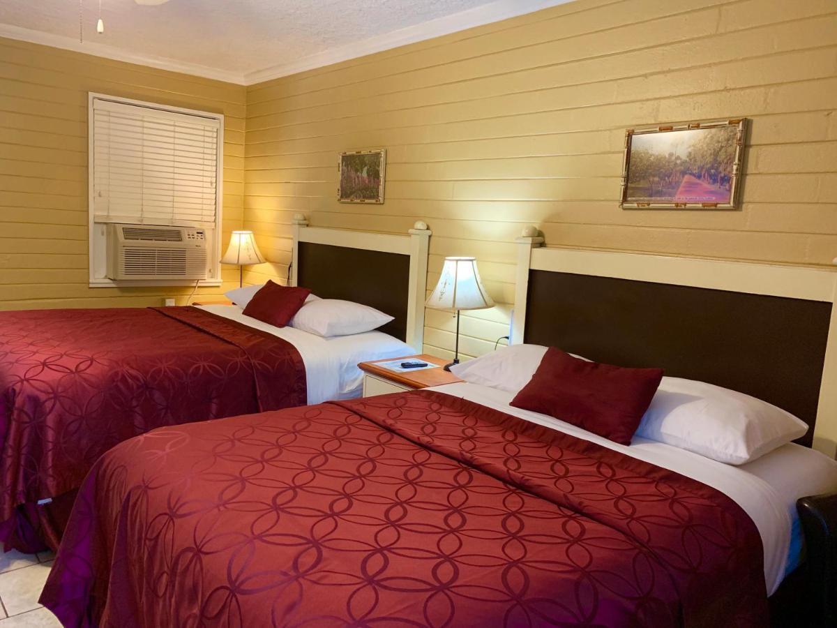 Lakeside Inn And Cafe Saint Cloud Bagian luar foto