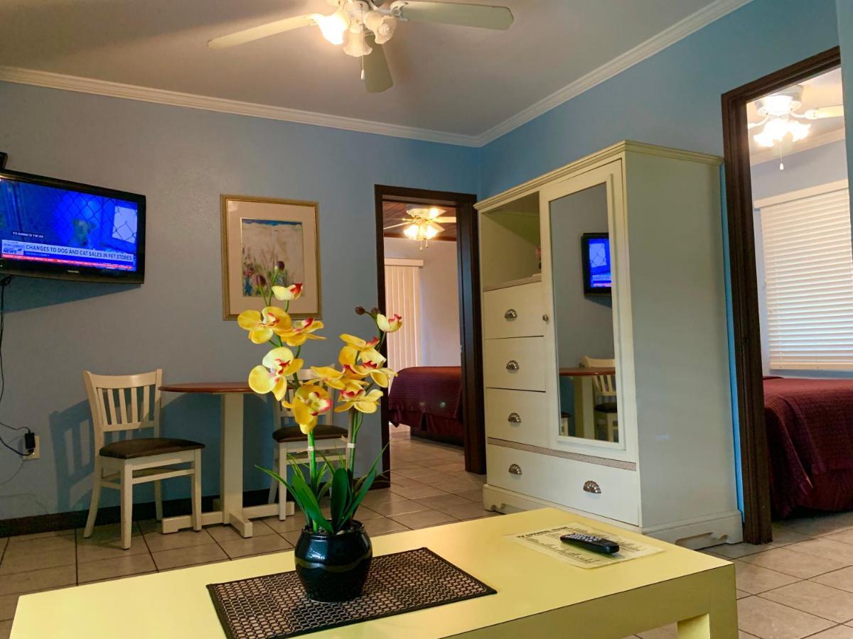 Lakeside Inn And Cafe Saint Cloud Bagian luar foto
